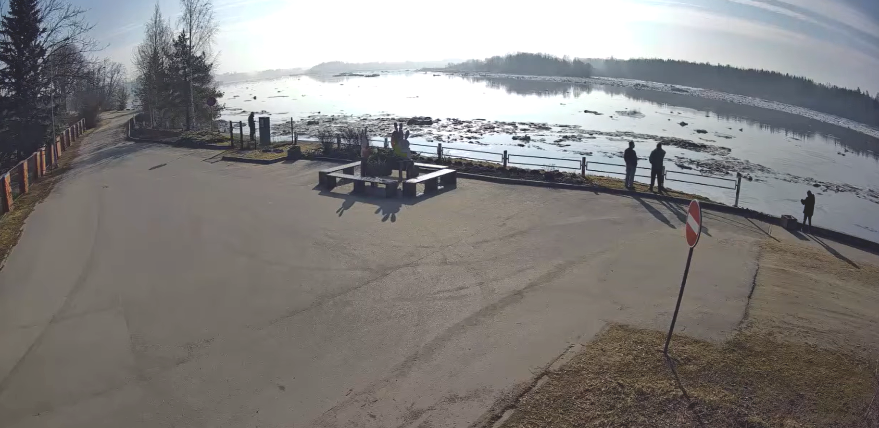 Pļaviņās vienā Daugavas posmā izgājis ledus &ndash; citviet saglabājas sastrēgums