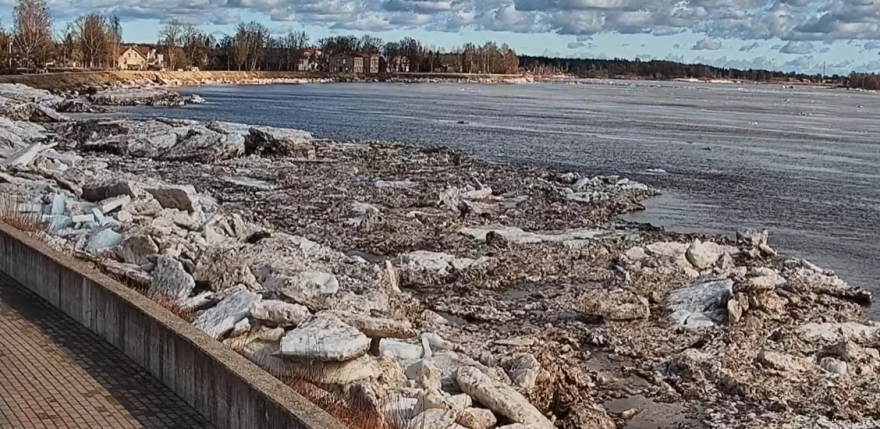 Mazinās ledus sastrēgums Pļaviņu ūdenskrātuvē