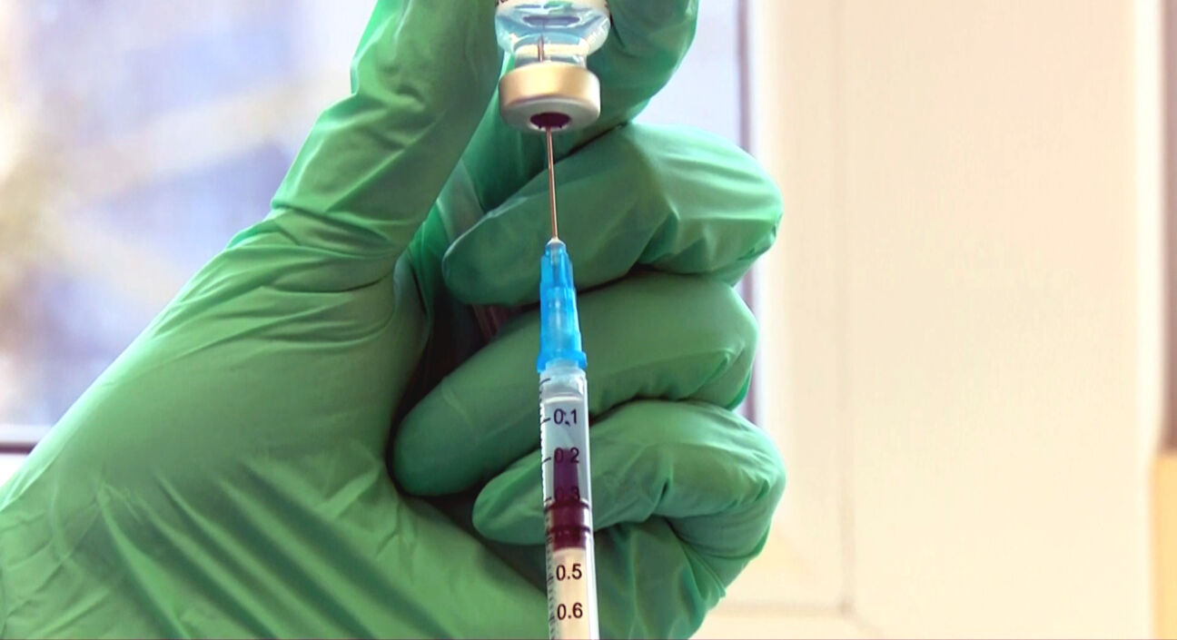 Daļa vecāku nevēlas vakcinēt savus bērnus pret infekcijas slimībām