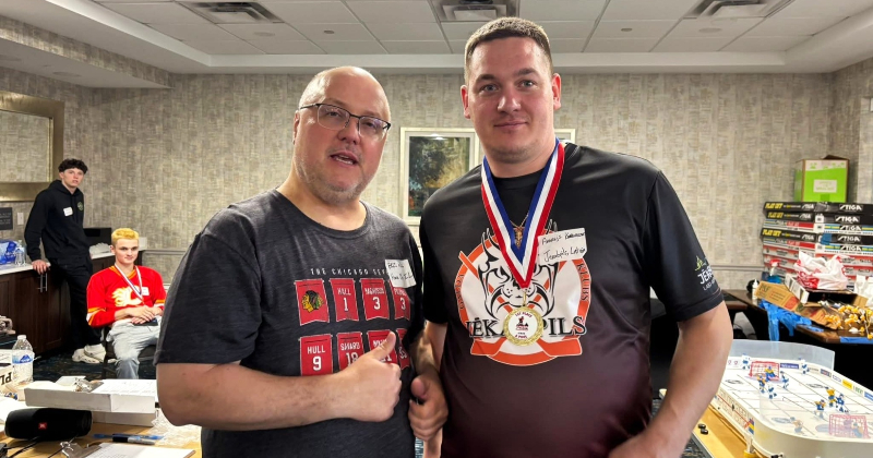 Jēkabpilietis Andrejs Kuzņecovs triumfē galda hokeja Pasaules tūres posmā ASV