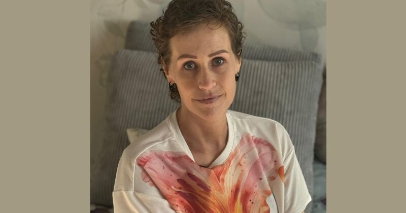 Viesītietes Līvas ārstē&scaron;anai vāks līdzekļus diennakts labdarības maratonā