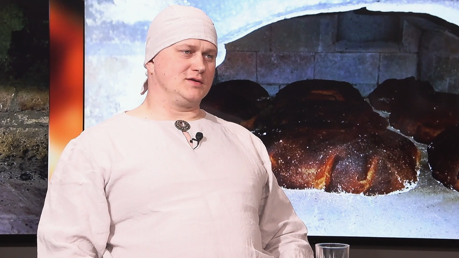 Tepat aiz horizonta: Jānis Utināns turpina senču maizes cep&scaron;anas tradīciju