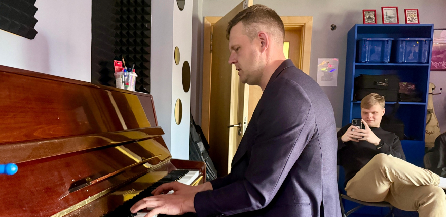 Latgales kongresa dienā Līvānos viesojas mūziķis Dainis Skutelis